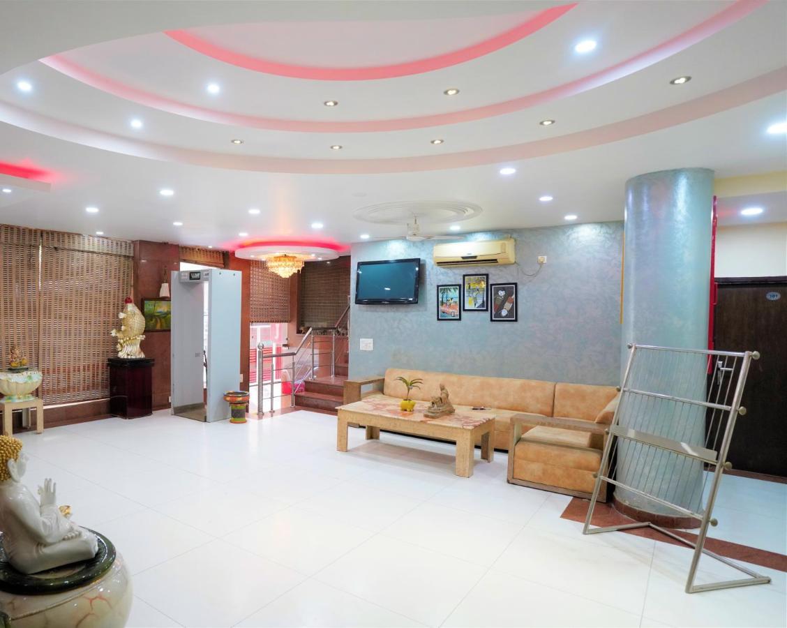 Hotel The Rts Plaza Νέο Δελχί Εξωτερικό φωτογραφία