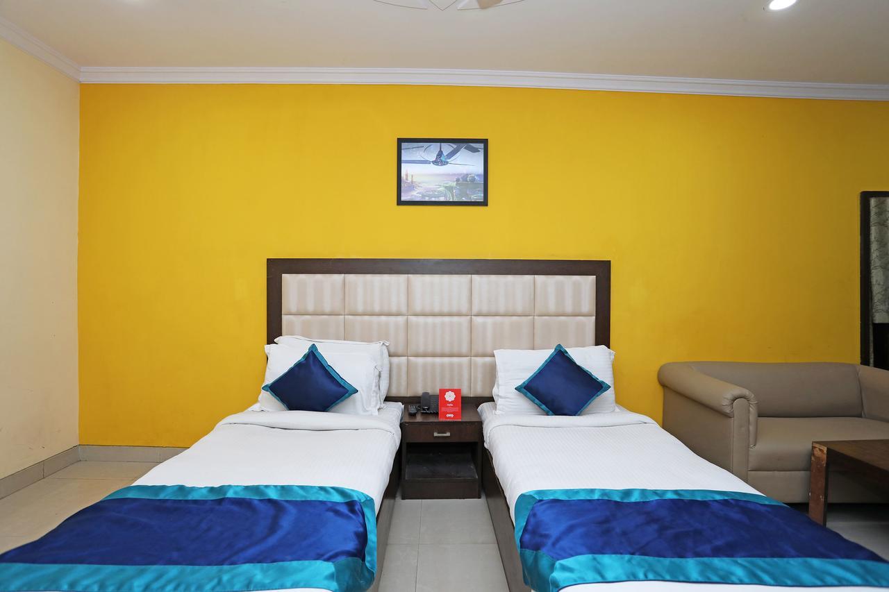 Hotel The Rts Plaza Νέο Δελχί Εξωτερικό φωτογραφία
