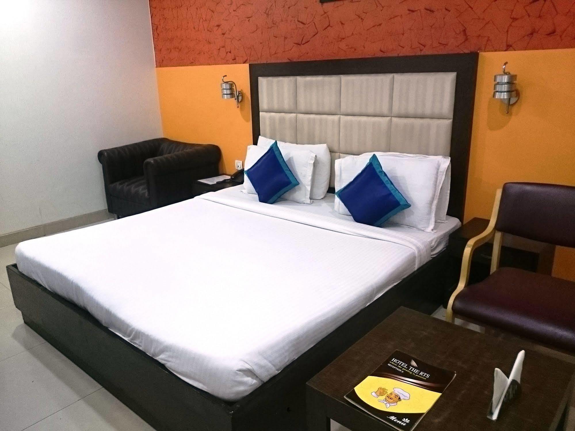 Hotel The Rts Plaza Νέο Δελχί Εξωτερικό φωτογραφία