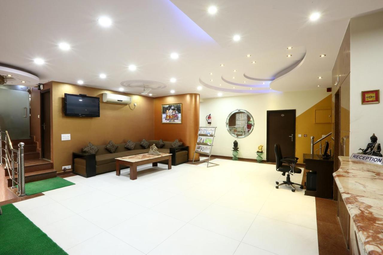 Hotel The Rts Plaza Νέο Δελχί Εξωτερικό φωτογραφία