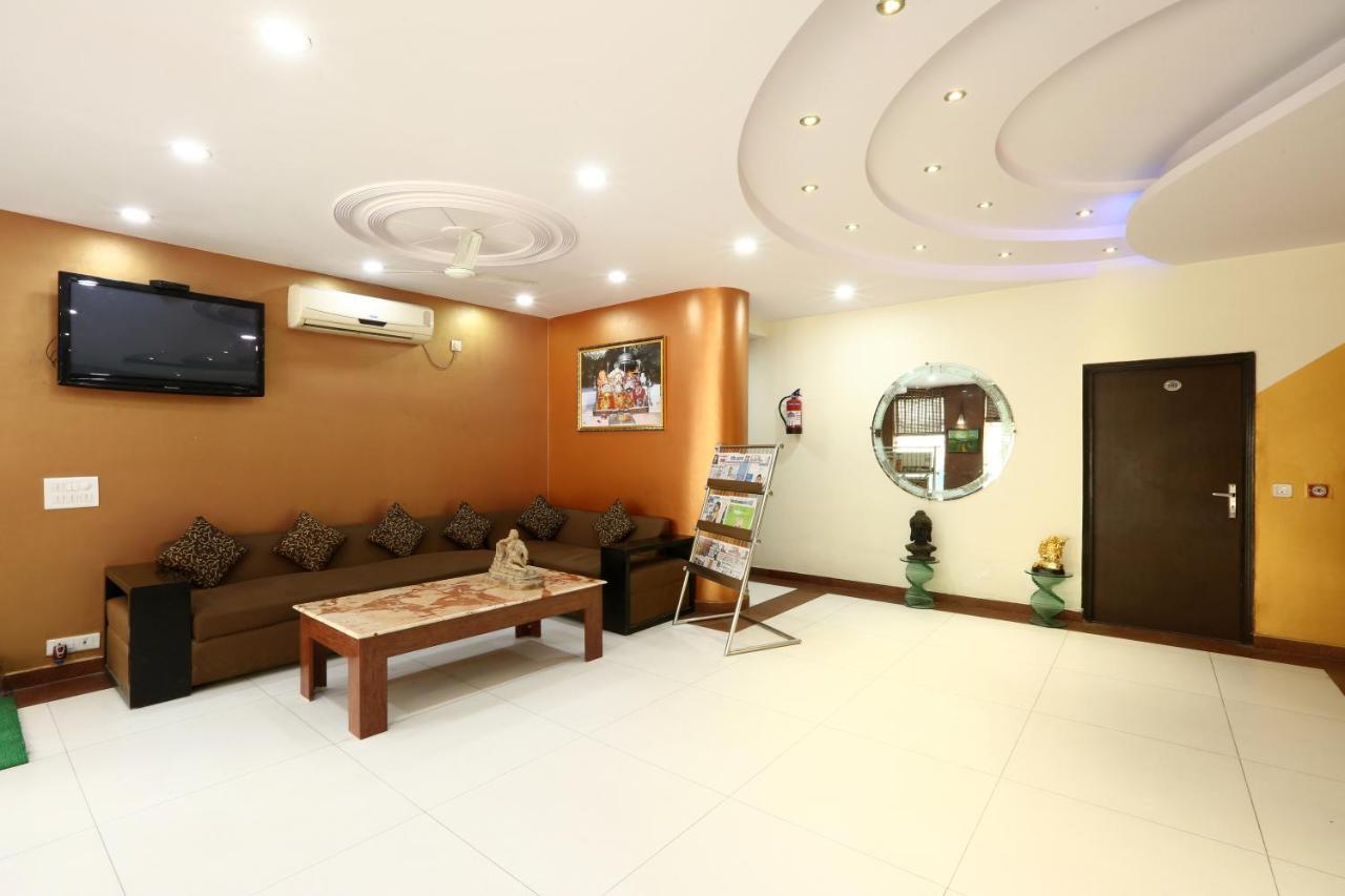 Hotel The Rts Plaza Νέο Δελχί Εξωτερικό φωτογραφία
